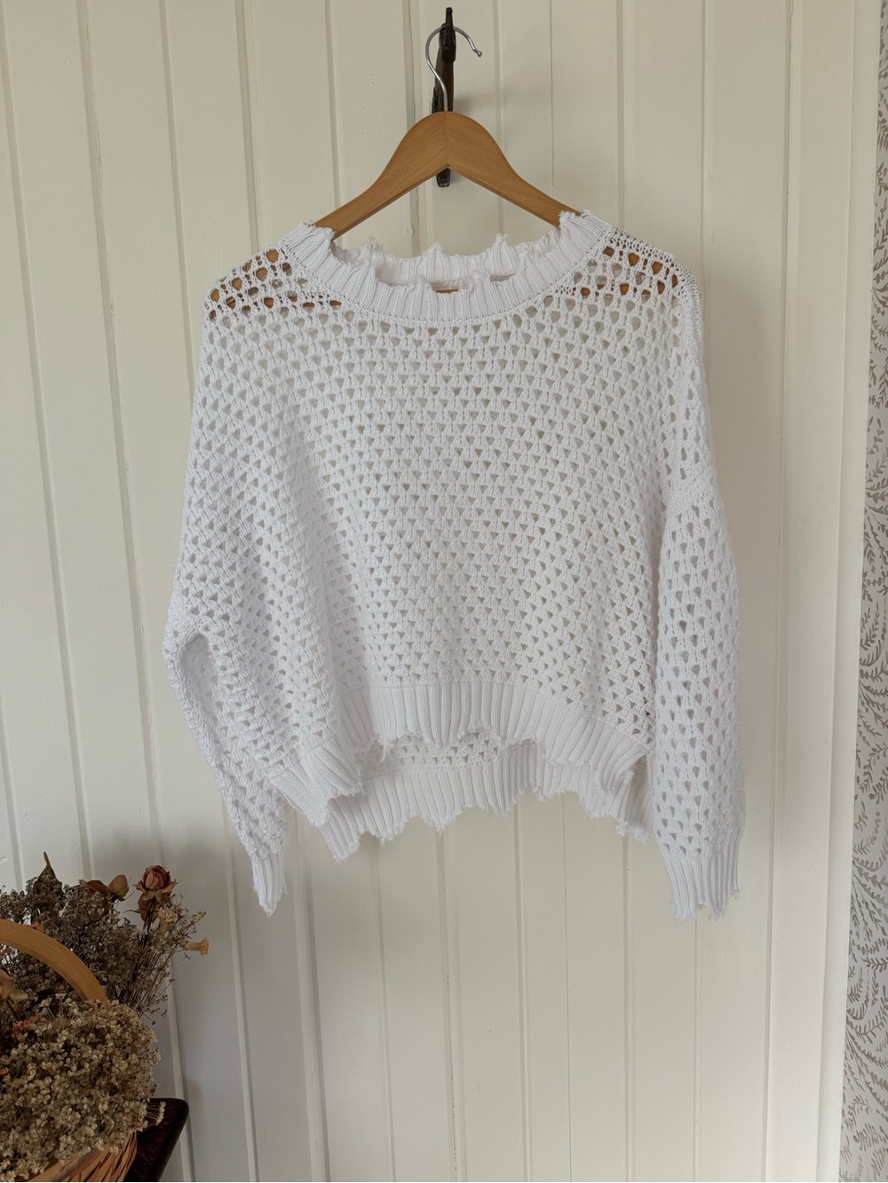 PLANET by Lauren G White 100% Cotton Crochet Distressed Sweater